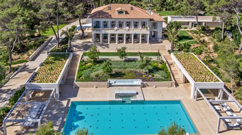 buying property in majorca